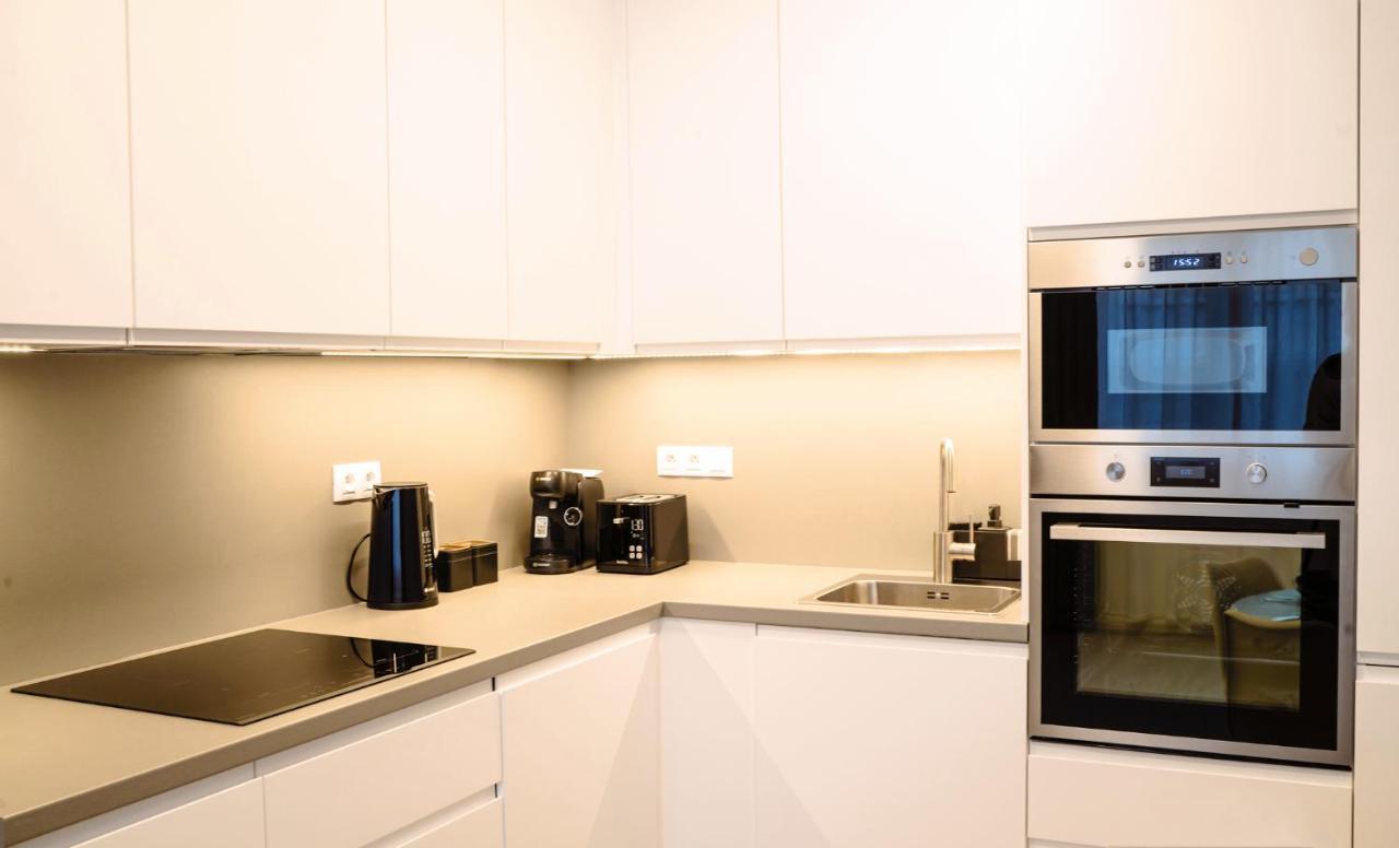 Tran Chien Apartment With Free Private Parking براغ المظهر الخارجي الصورة